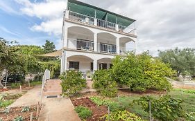 Apartments Adela